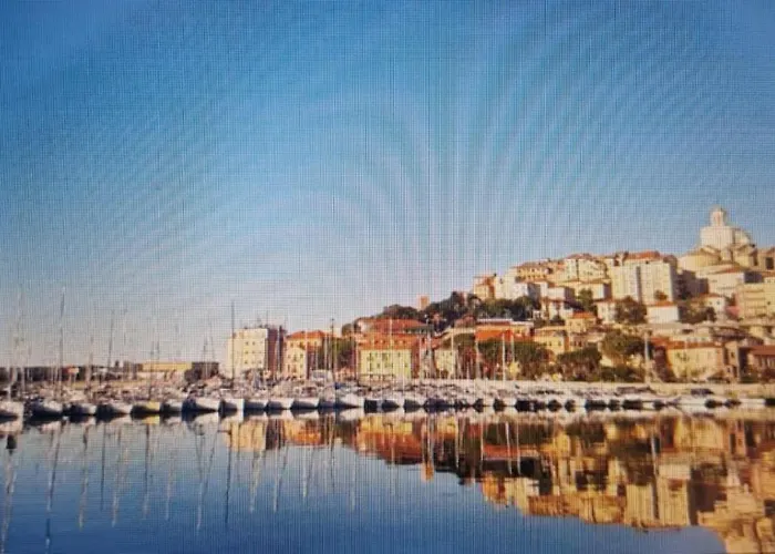 Casa Teresita 300mt Mare Lejlighed Imperia